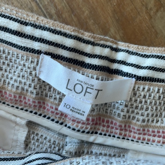 LOFT Riviera Short - Picture 3 of 5